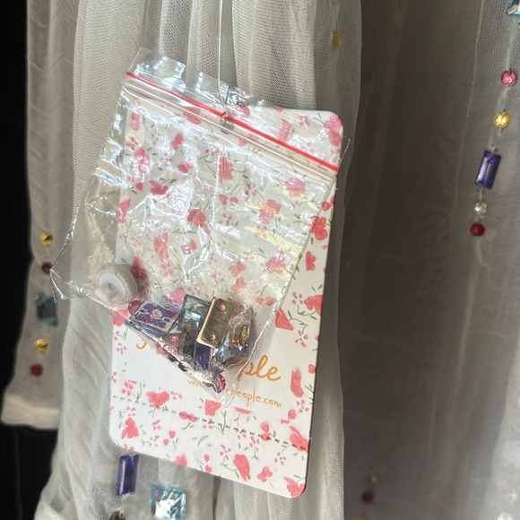 FREEPEOPLE SHEER BEADED TOP - Picture 4 of 5